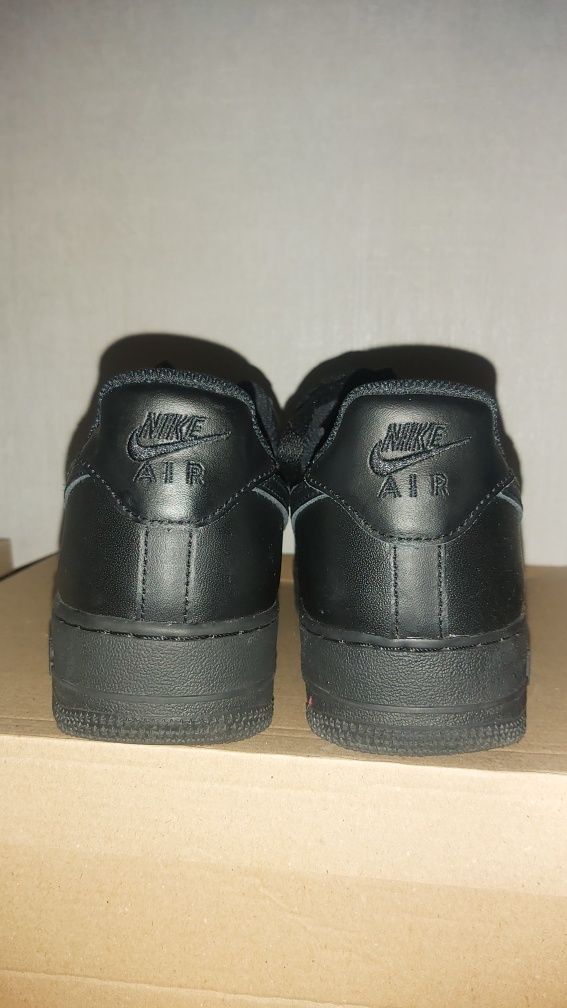 Nike Air Force 1 Triple Black - Номер 40