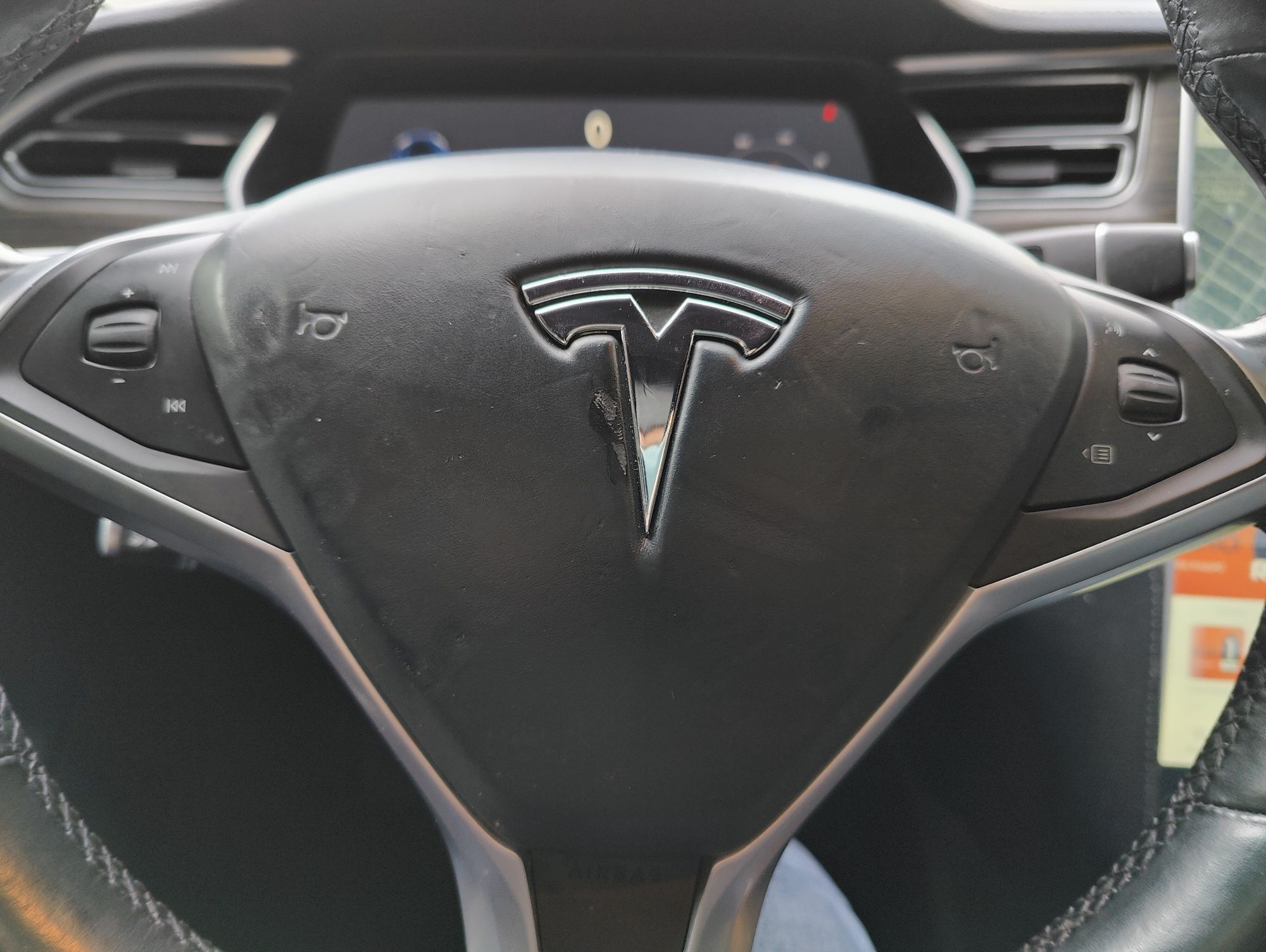 Tesla model s/x airbag и волан