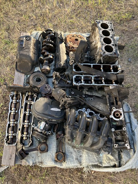 Запчасти от б/у двигателя 1,4л. KFU Ситроен/Пежо