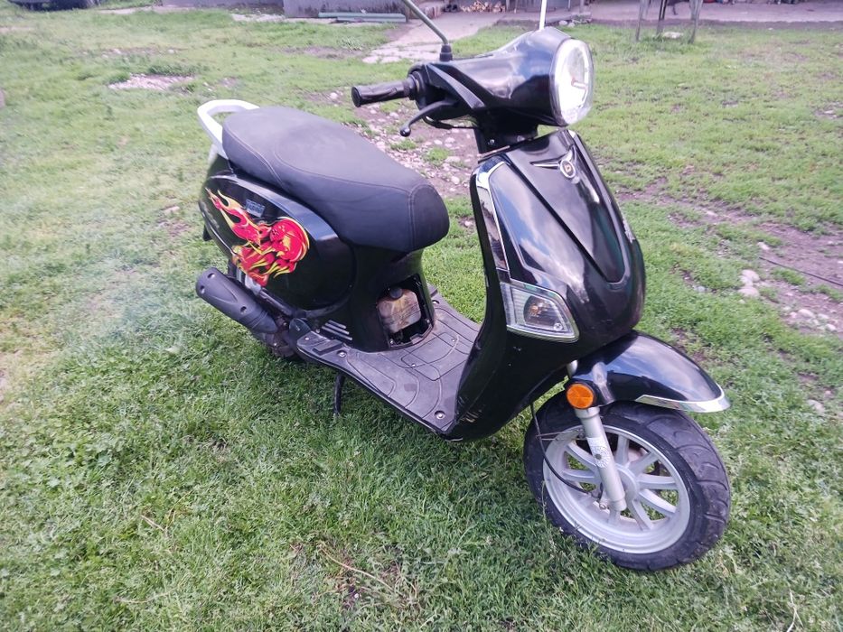De vânzare scuter 49