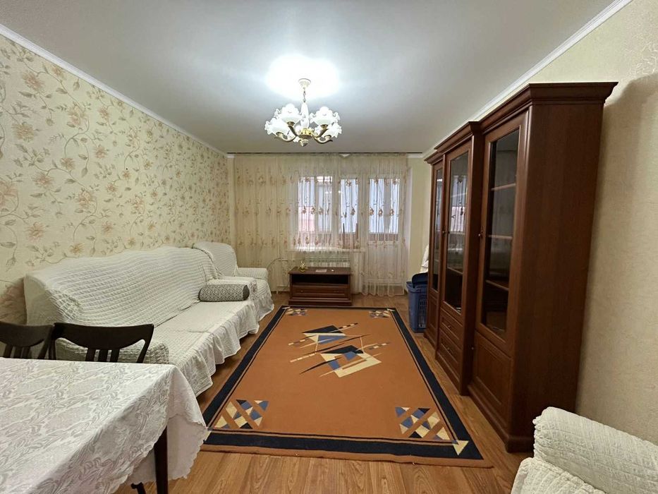 Продам 3-х комнатную квартиру на 8мкр