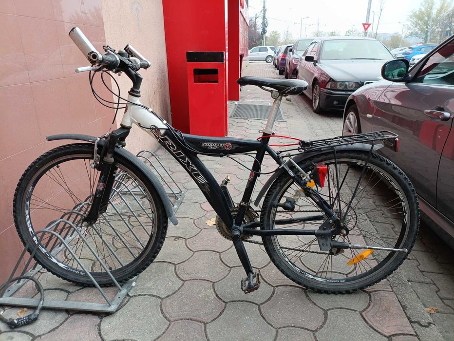 Bicicletă Rixe – perfectă pentru oraș și drumuri ușoare