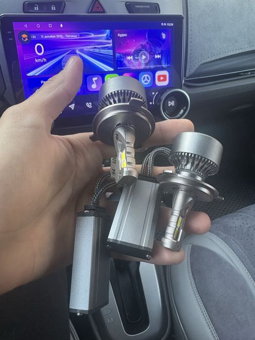 Продам Лед лампочки Н4