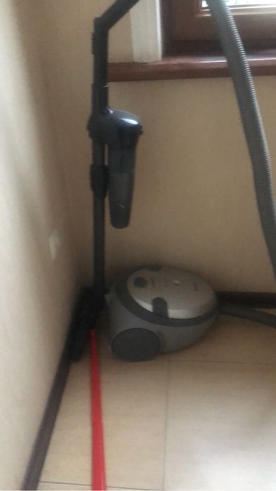 Продаю пылесос б/у