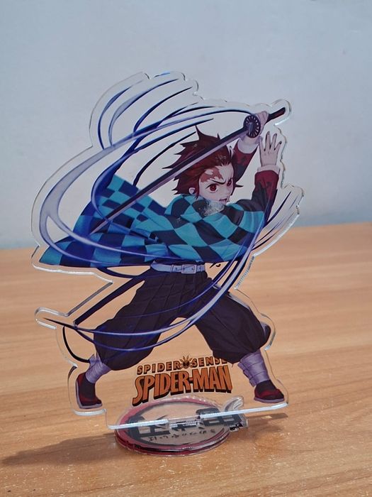 продам аниме фигурки!