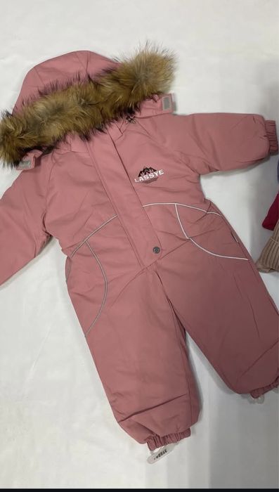 Продам абсолютно новый зимний комбинезон