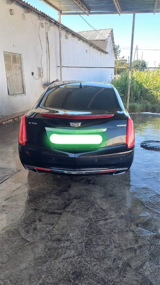 Cadillac XTS сотилади
