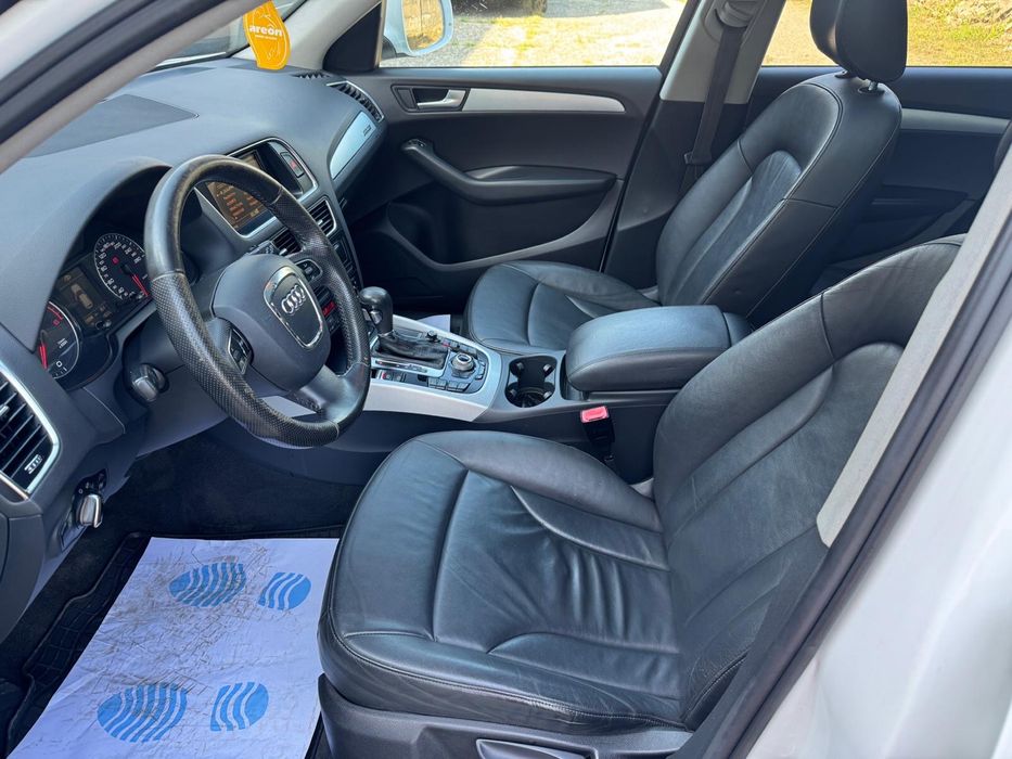 Audi Q5 S Line  automat 2011