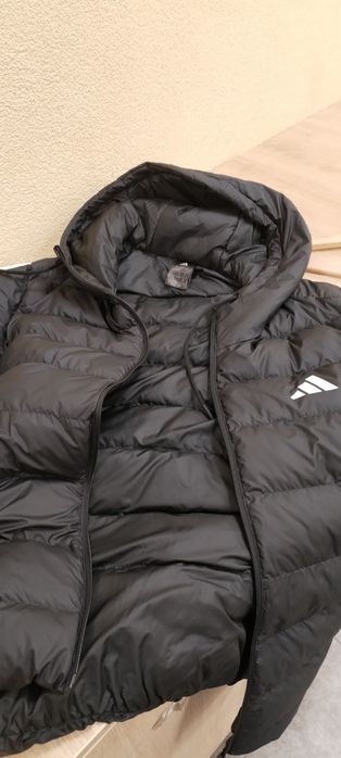Jaketa adidas  noua