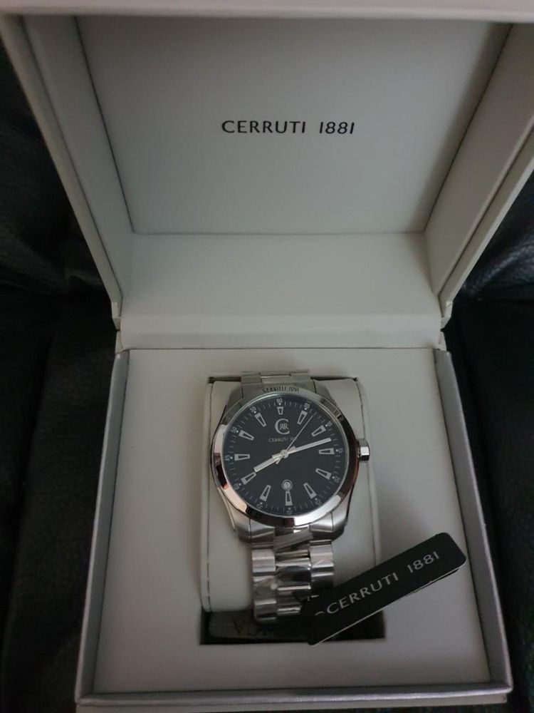 CERRUTI 1881 часы