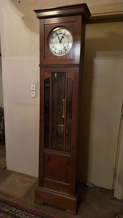 Ceas de podea din lemn masiv, funcțional, stare foarte bună