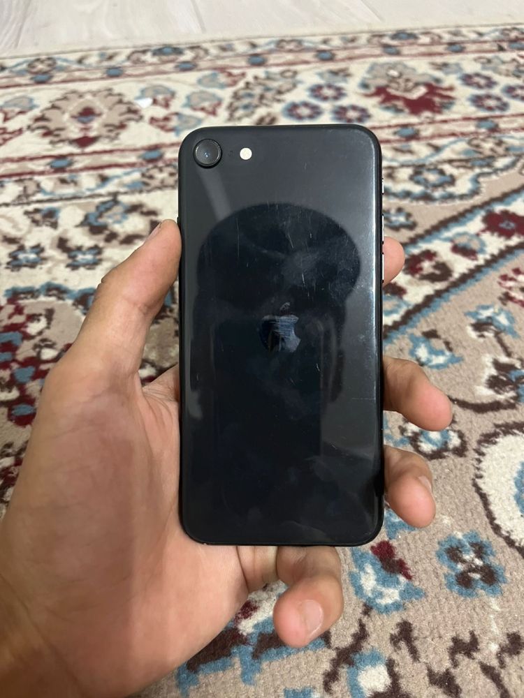Iphone se сатылды