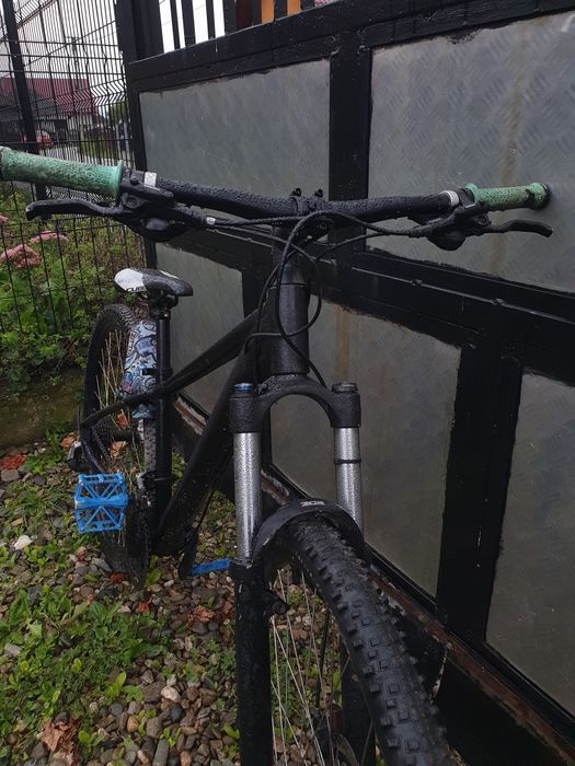 Bicicleta Cube hard tail furca rocksox