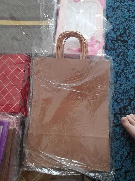 Подаричный пакетлар сотилади