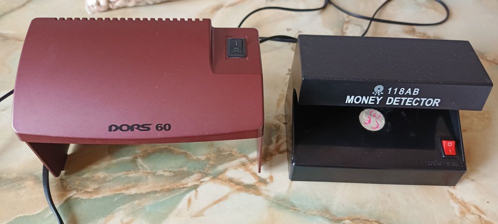 Детектор валют 2 шт.