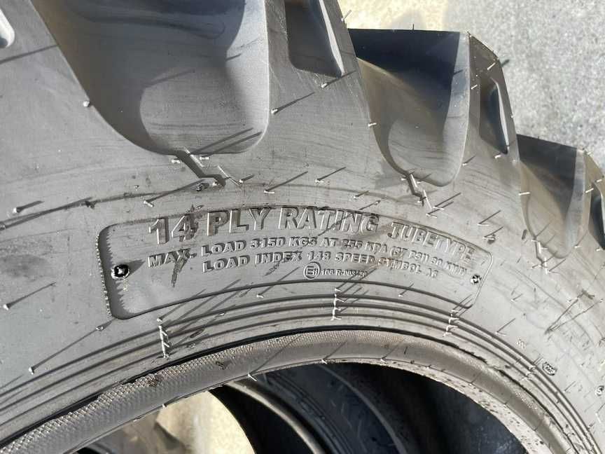 Anvelope agricole de tractor spate cu 14pliuri 16.9-34 Cauciucuri