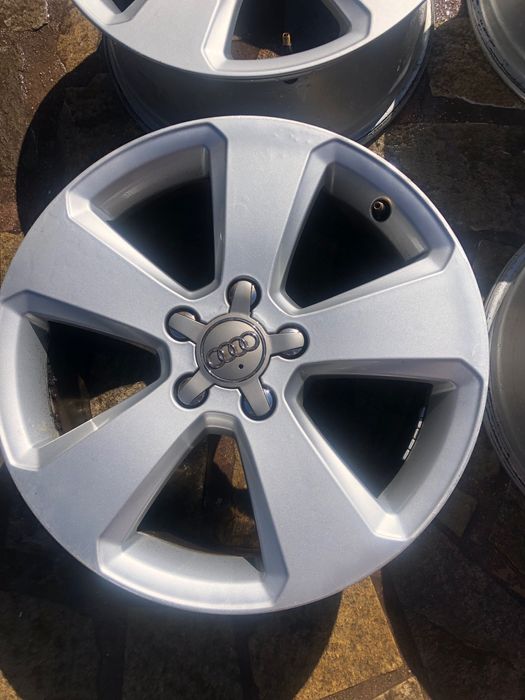 ОРИГИНАЛНИ джанти 17 '' цола 5x112 AUDI A3 S3 / АУДИ А3 VW SEAT SKODA.