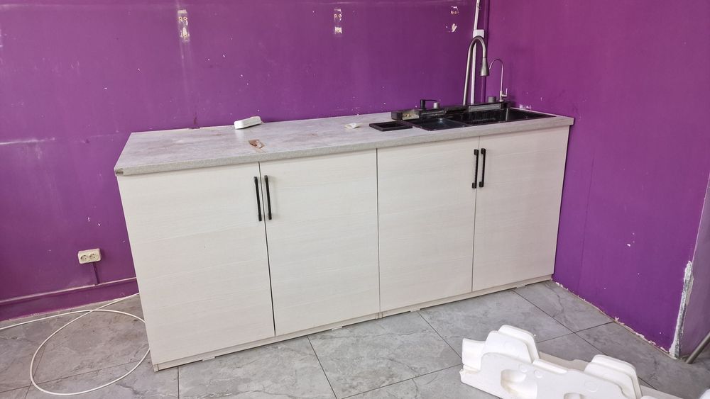 рабочий стол для кофейни