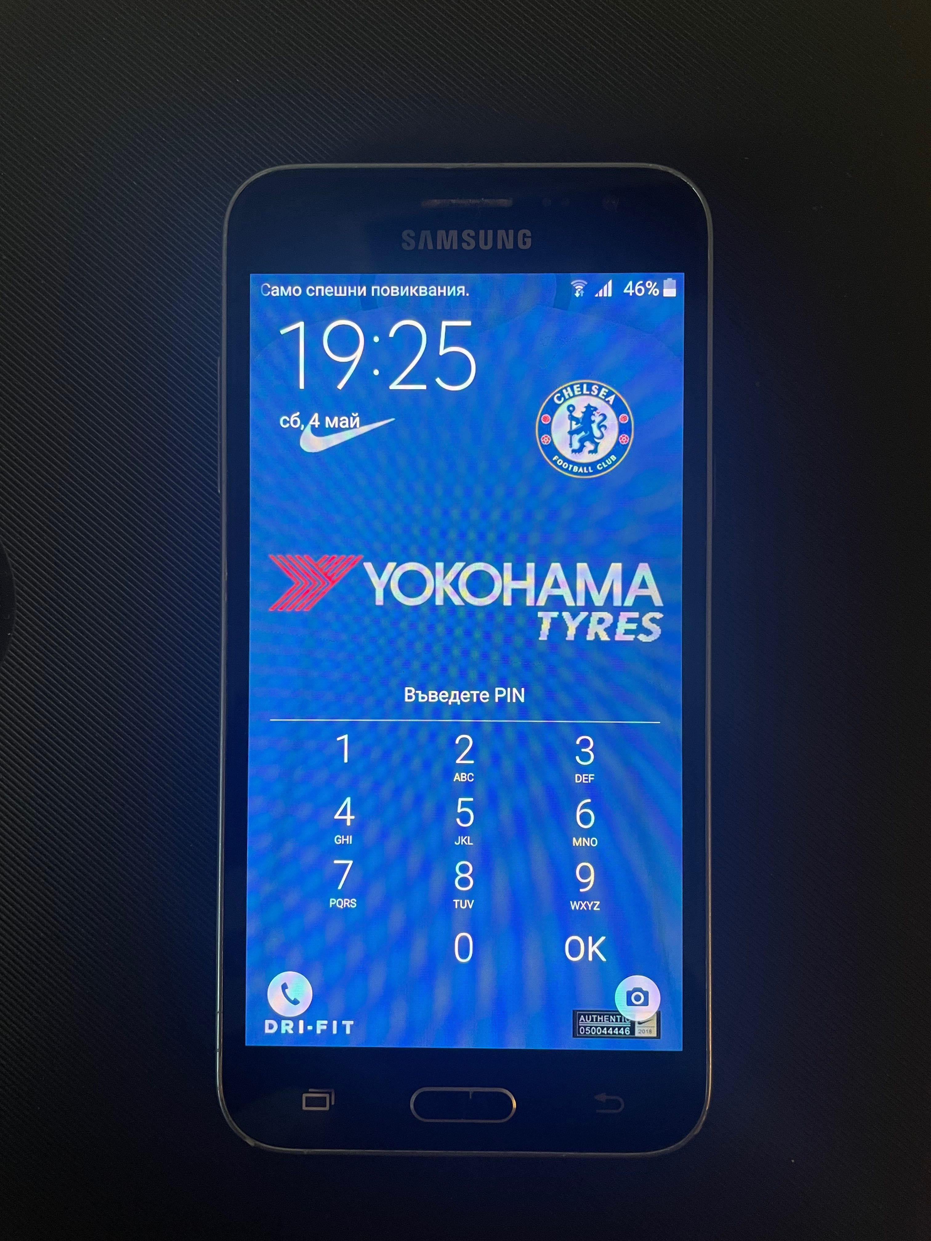 Телефон Samsung J3 2016