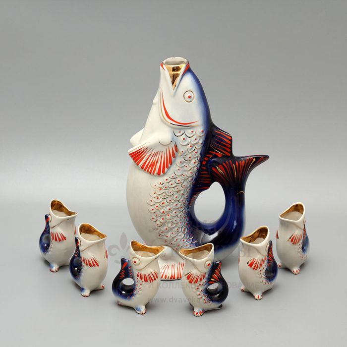 Графин с рюмками Рыбка, СССР