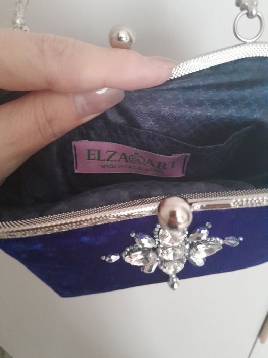 Сумочка из бархата со стразами ручной работы