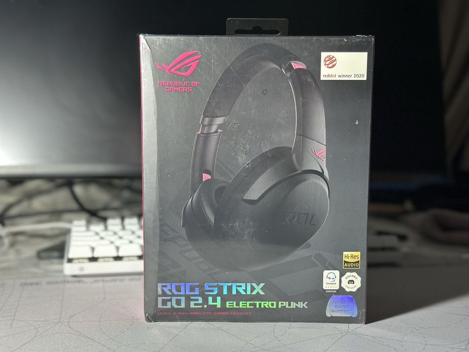 Asus rog strix GO 2.4 wireless electro punk