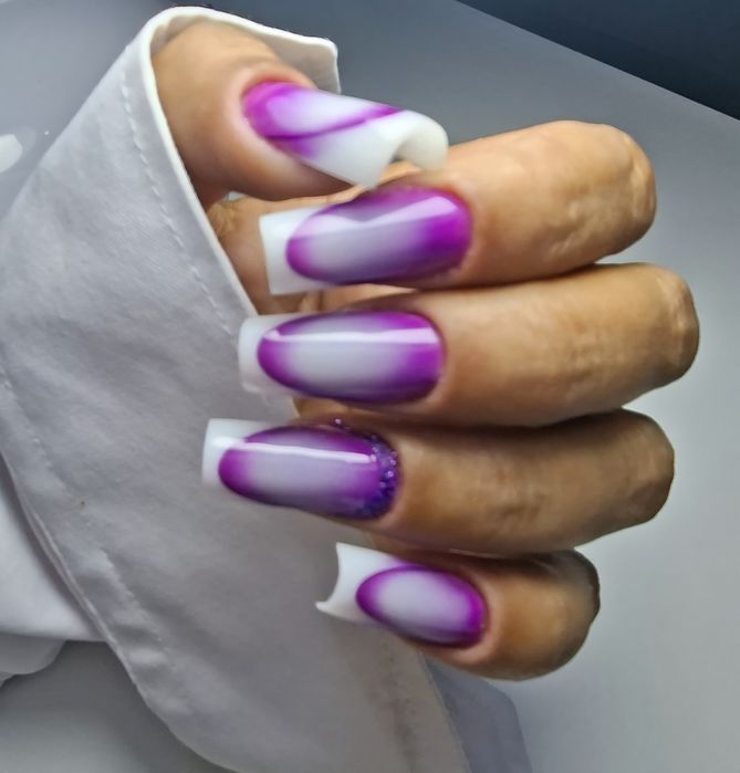 Caut cliente pentru unghii cu gel / semi / întreținere.
Preț foarte mi