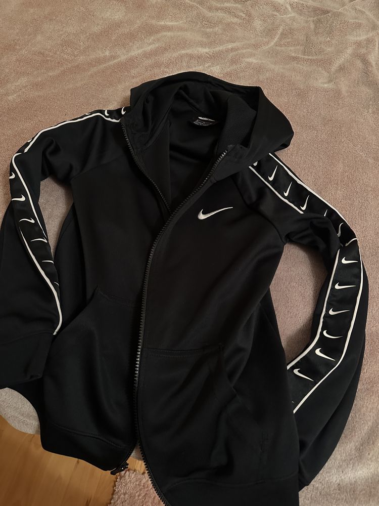 Bluza Nike swoosh tape marimea S