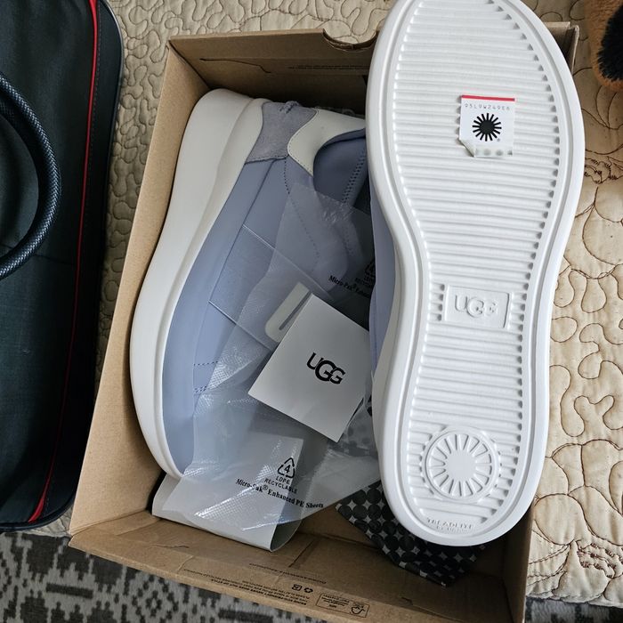 Noi! Pantofi Sport Slip-On UGG - Mărimea 41 - Culoare deosebită