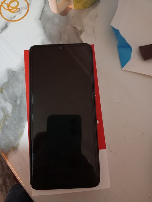 Продам смартфон Redmi 13C