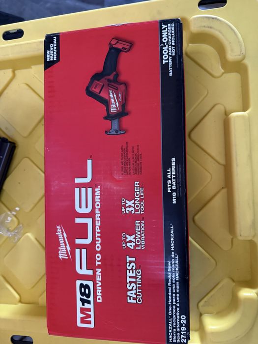 Milwaukee Hackzall M18 Трион