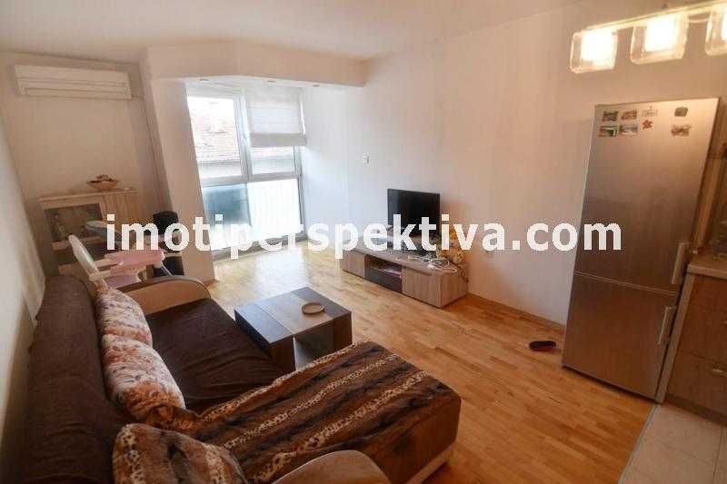 Продава се Двустаен апартамент в Пловдив, Кючук Париж - 60 кв.м за 1834 €/кв.м - Снимка #2