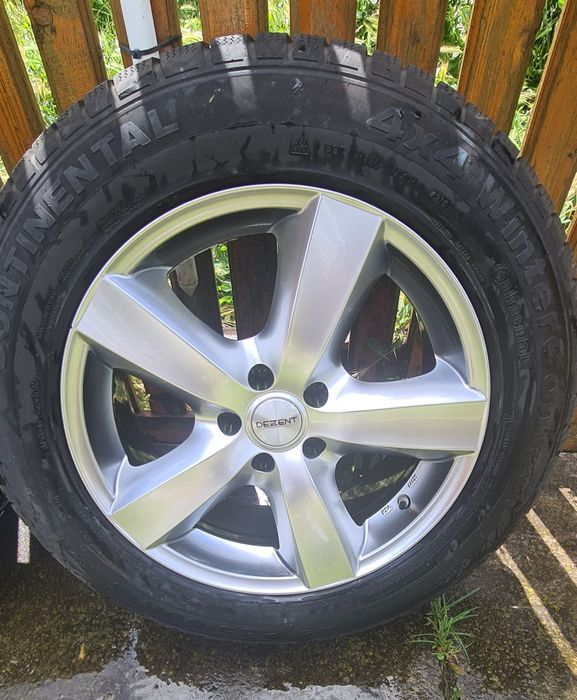 Vând set iarnă complet pentru SUV – Lexus NX, RAV4, etc. (5x114,3)