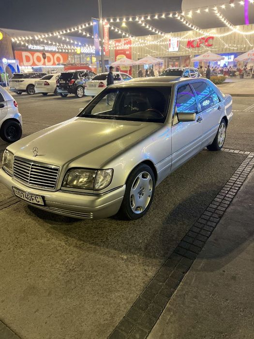 Mercedes-Benz W140 long