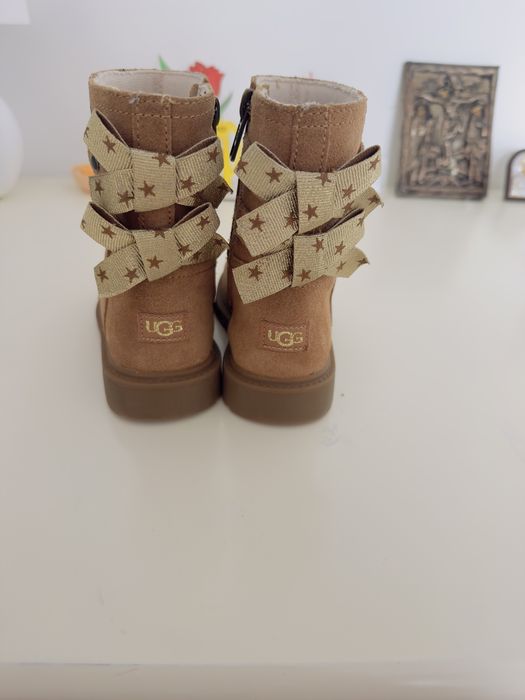 Ghete ugg fetite