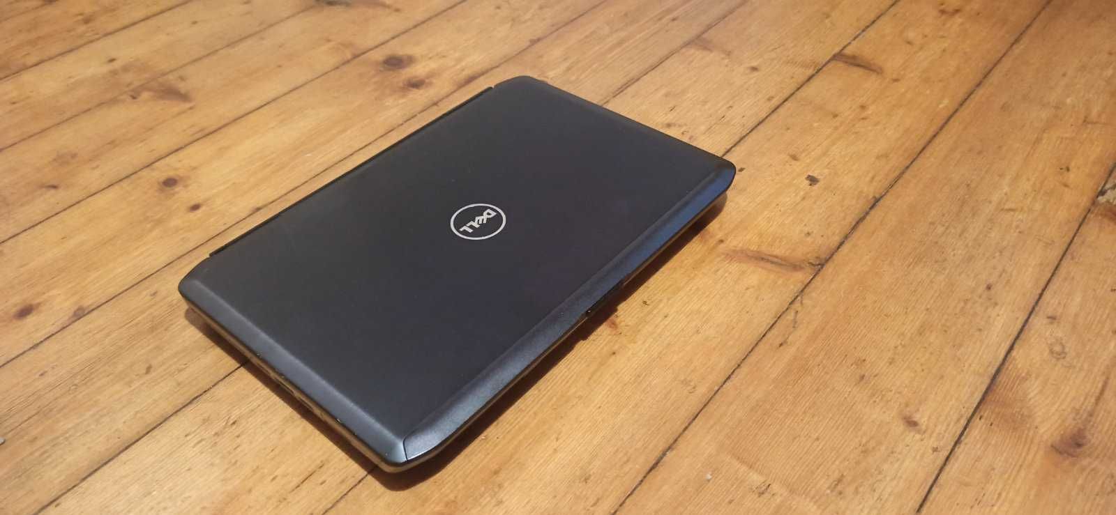 Лаптоп Dell / чисто ново SSD / безнес клас/ метални корпуси / отличен