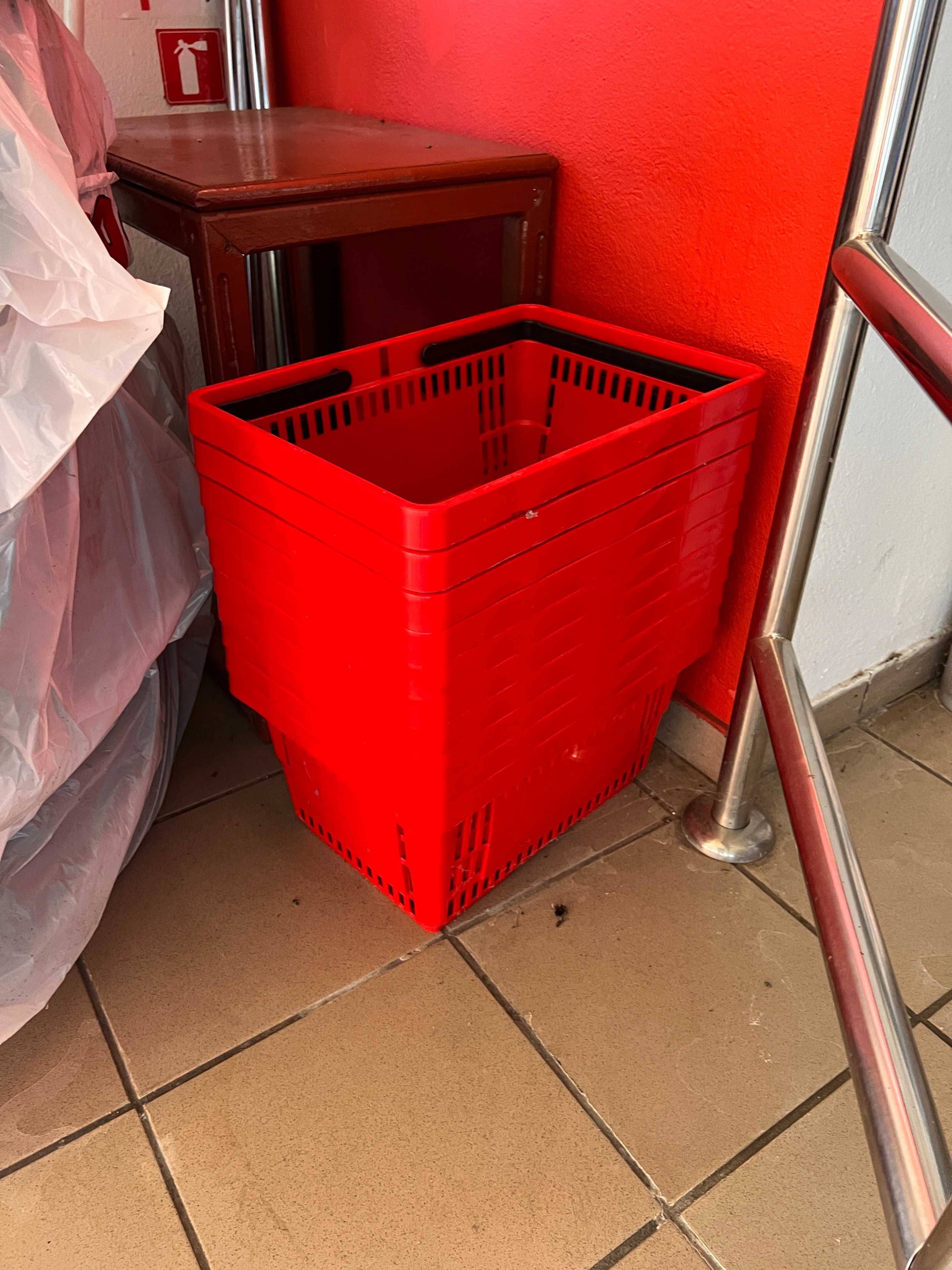 Coș de cumpărături – Roșu (22 Lt) pentru Market
