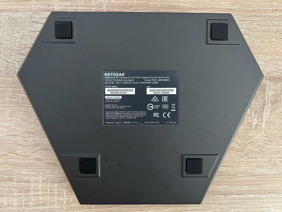 Switch NetGear Nighthawk SX10 Pro Gaming 10-Gigabit/Multi-Gigabit