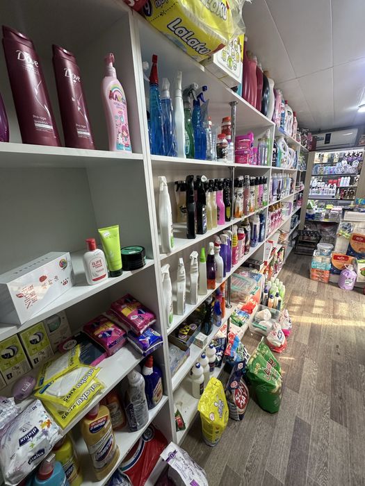 Полка (подставка сотилади)