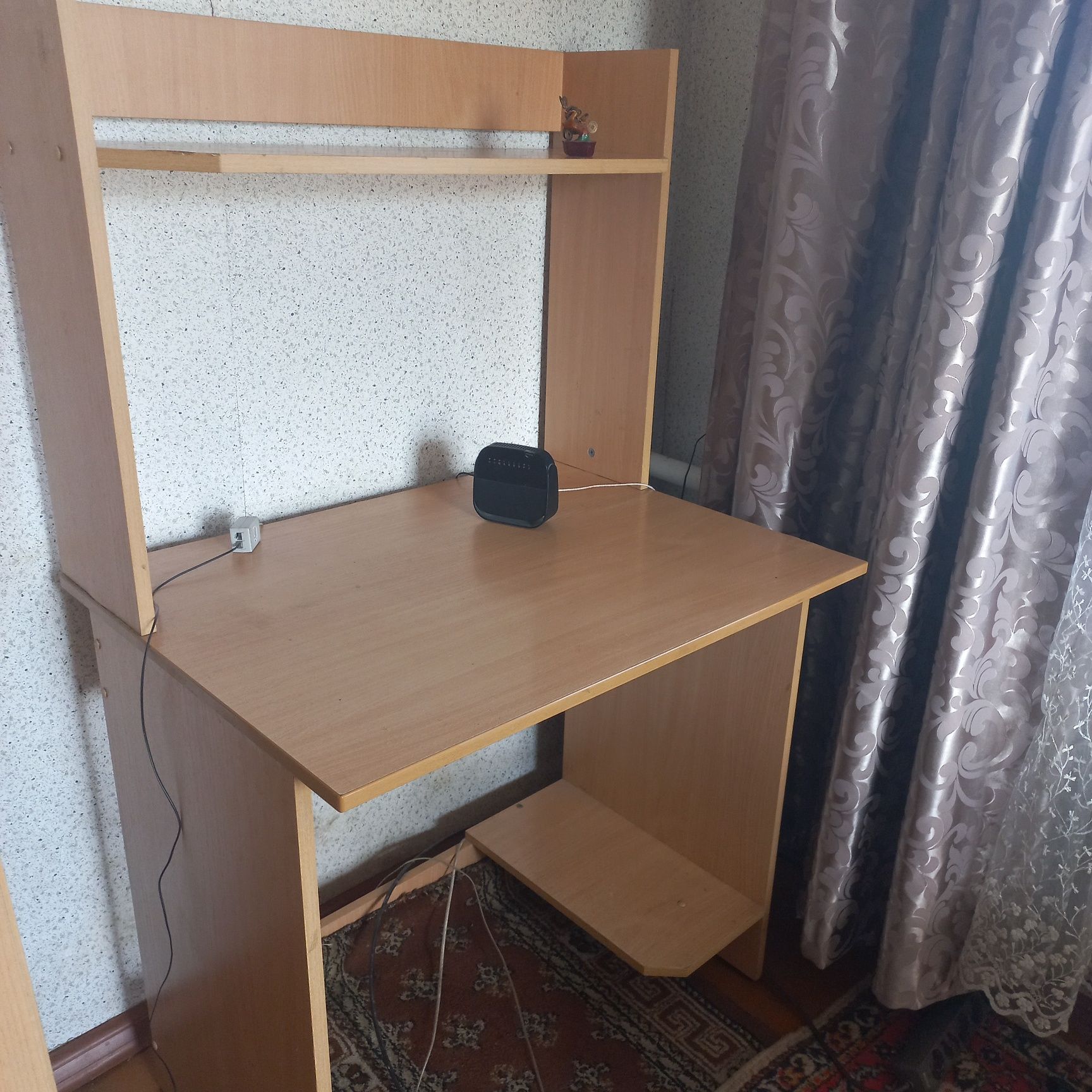 Стол компьютерный