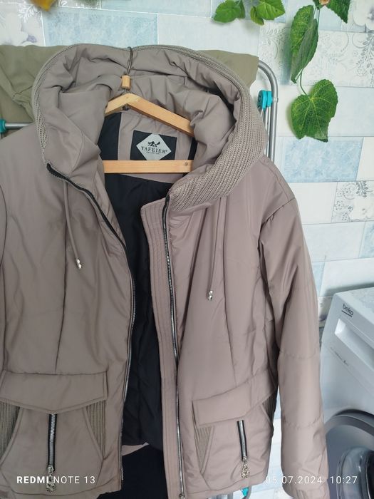 Продам куртку новая