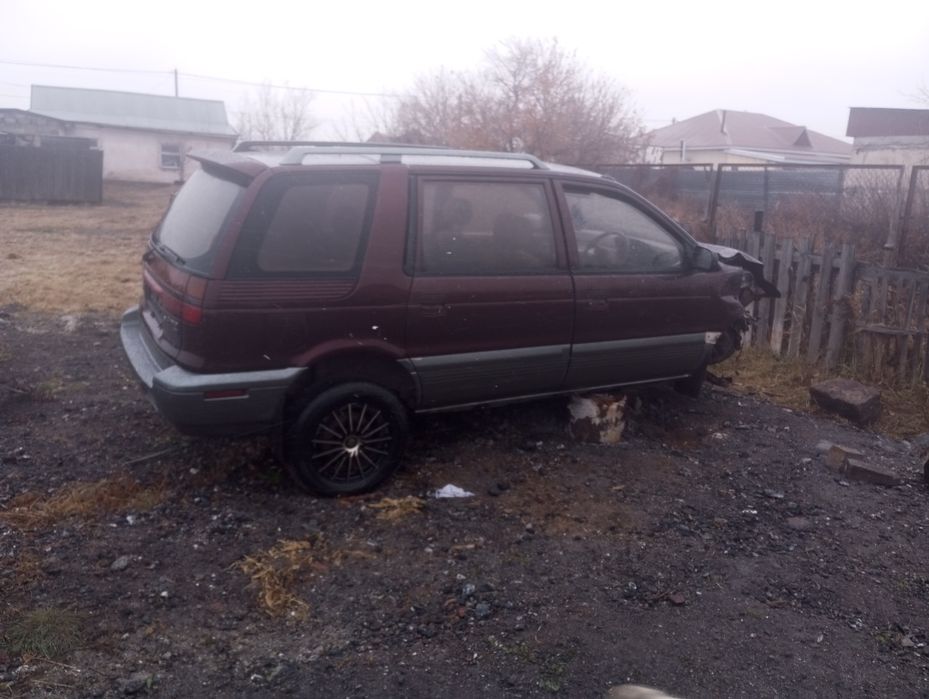 Продам запчасти на Mitsubishi shariot