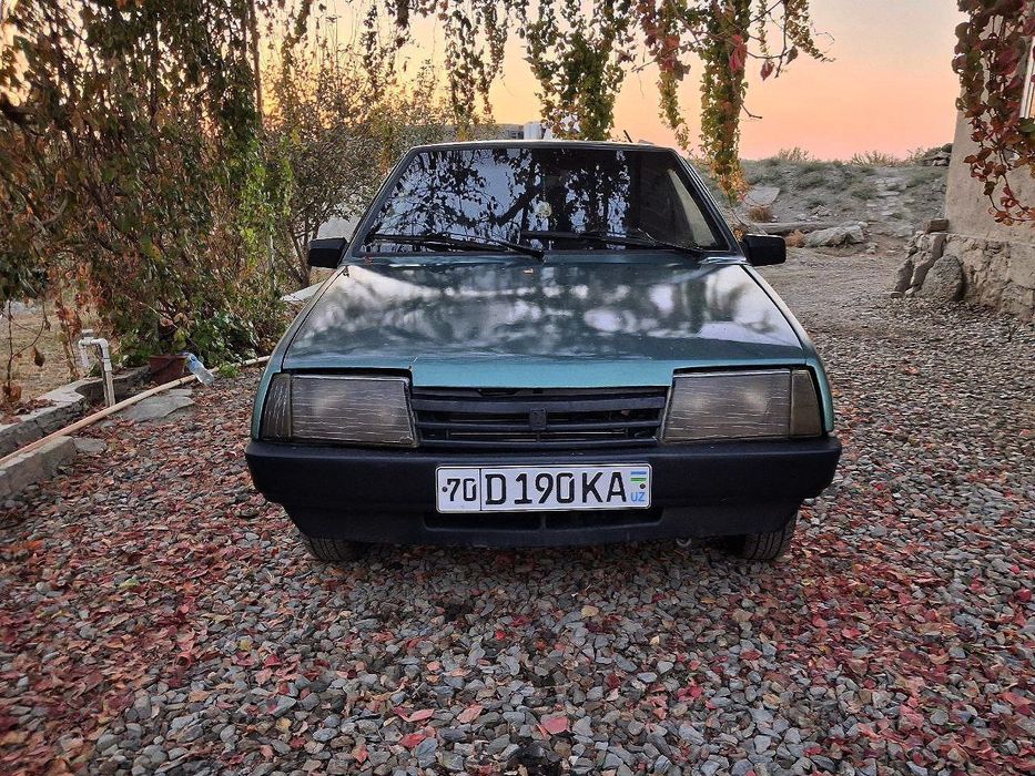Срочно сотамам Лада 2109 пропан назад.