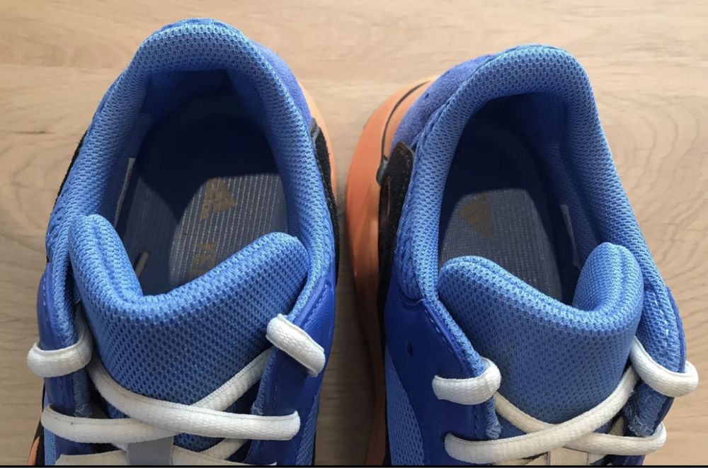 Adidas Yeezy 700 v1 Bright Blue 43 1/3 OG