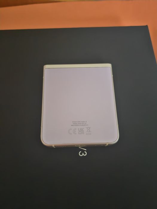 Samsung z flip 3