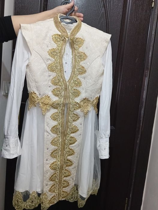 Ansambil troyka nejniy