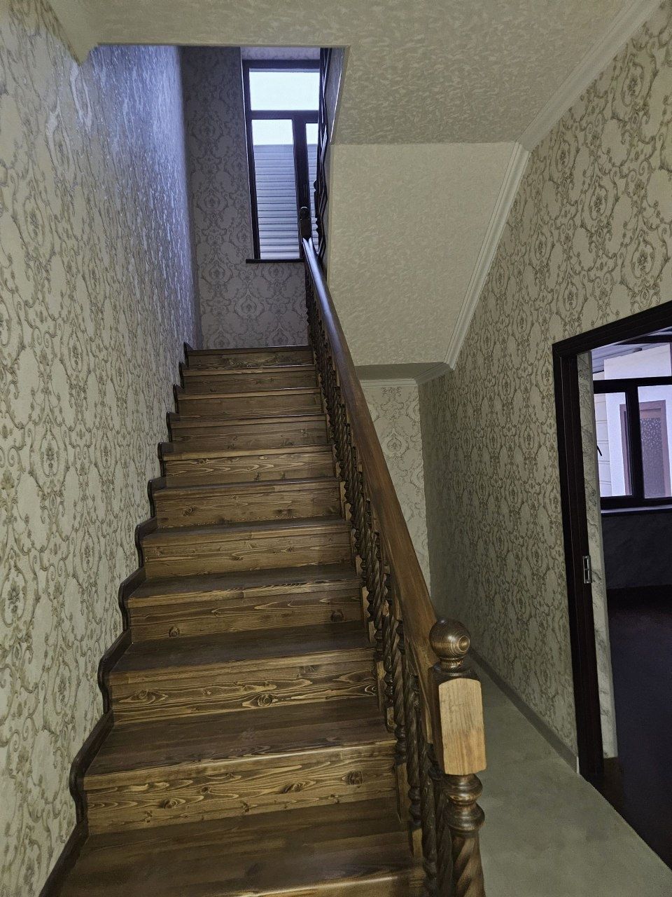 Uchastka sotiladi