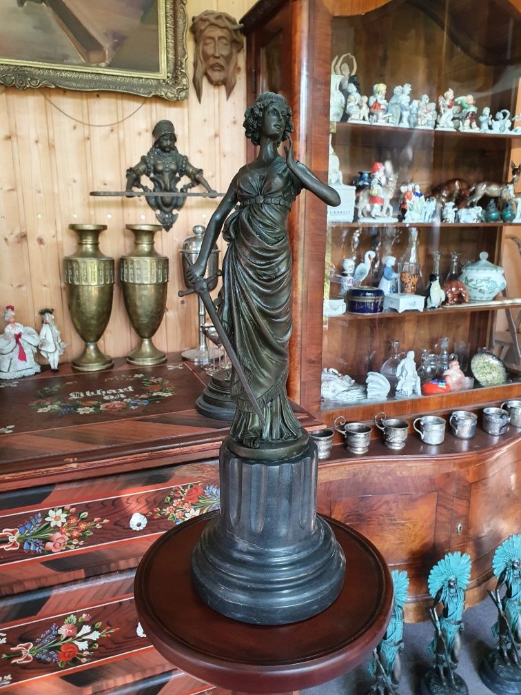 Statuetă Bronz *** vintage / antic / vechi / retro ***