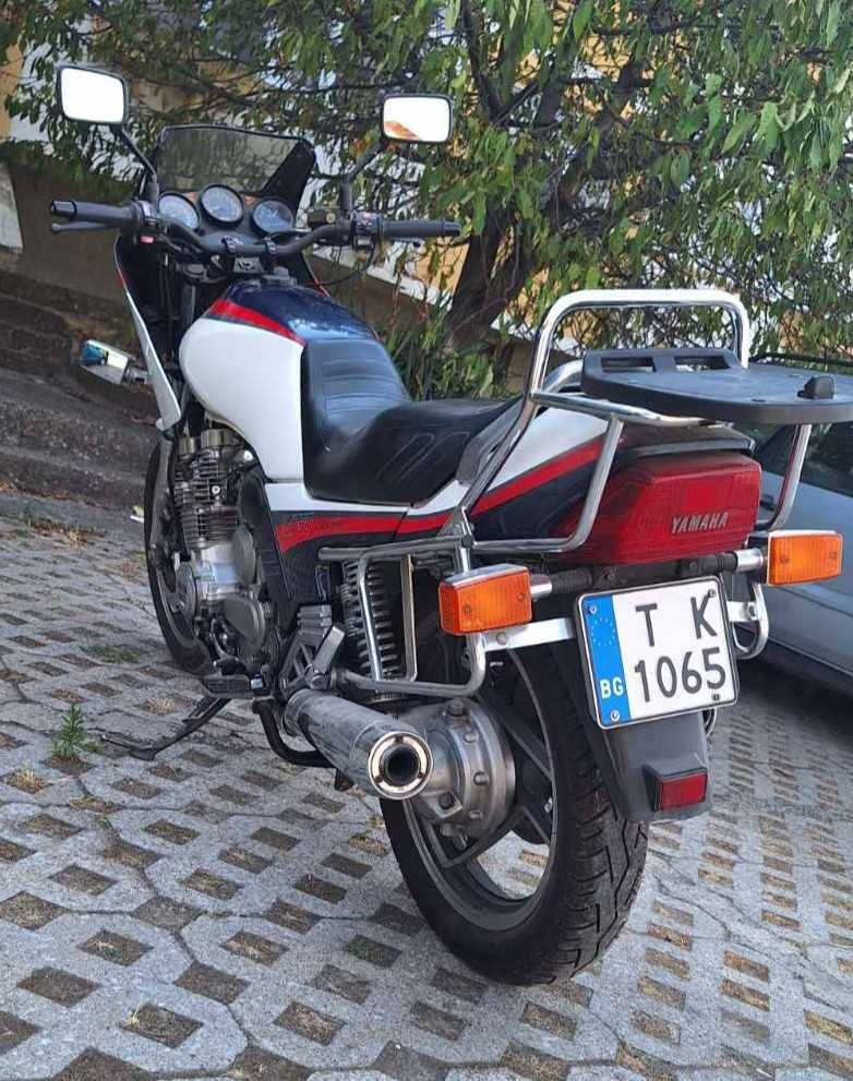 Мотоциклет Yamaha XJ750