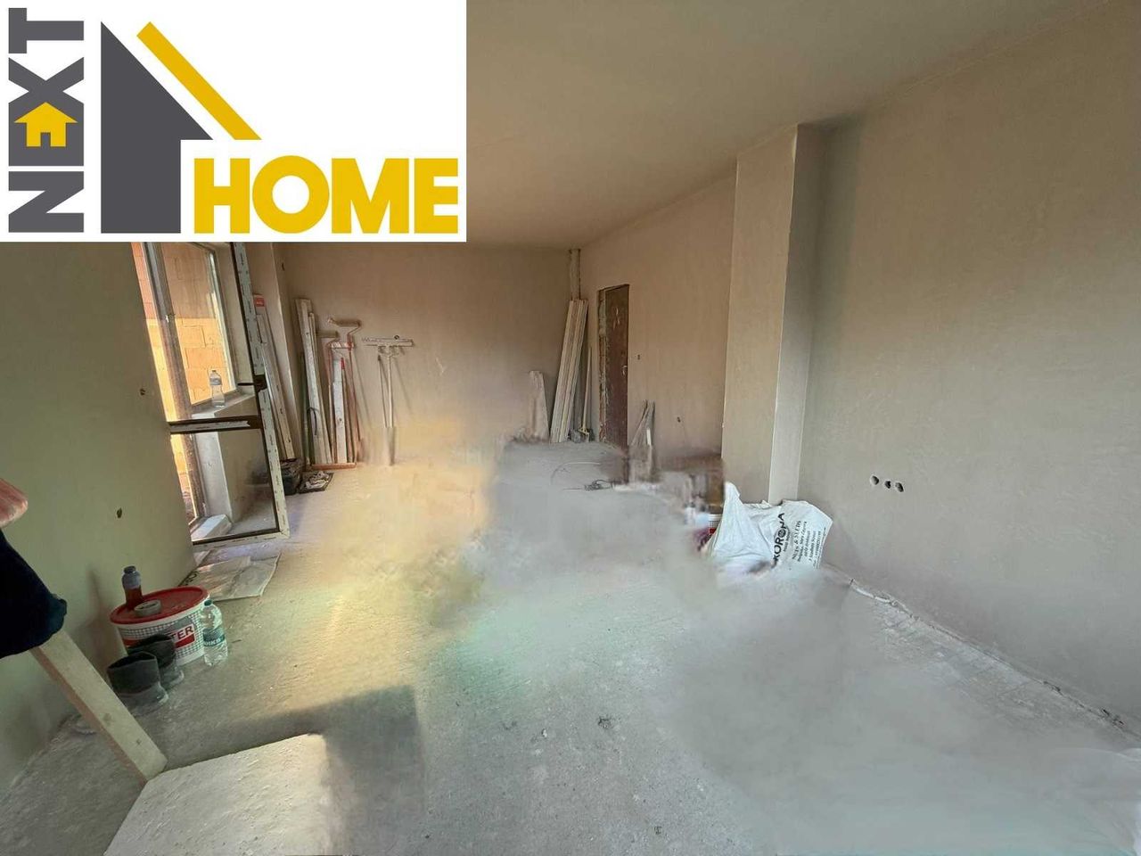 Продава се Тристаен апартамент в Асеновград - 105 кв.м за 848 €/кв.м - Снимка #2
